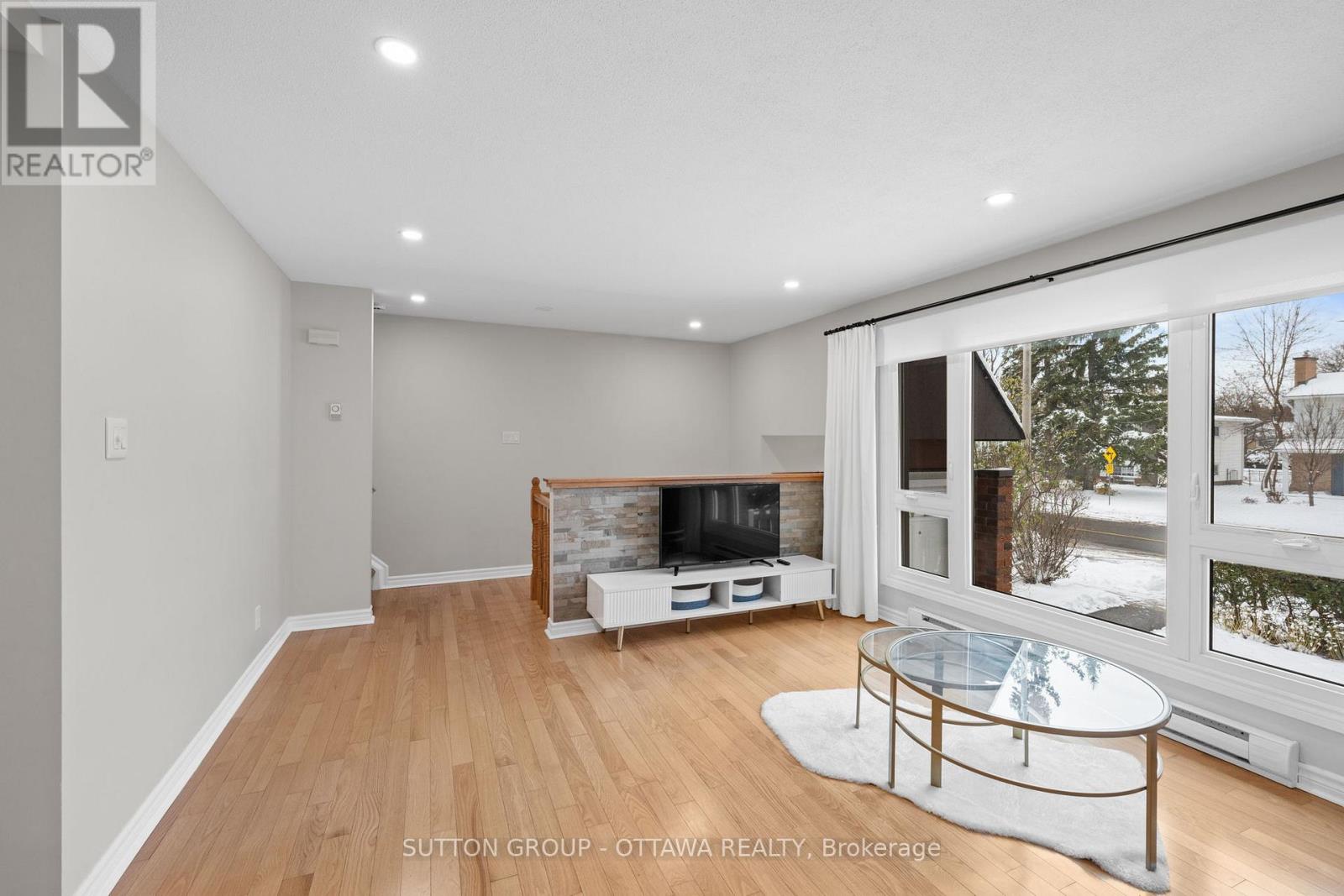 B - 3 Banner Road, Ottawa, Ontario  K2H 8T3 - Photo 20 - X12552038