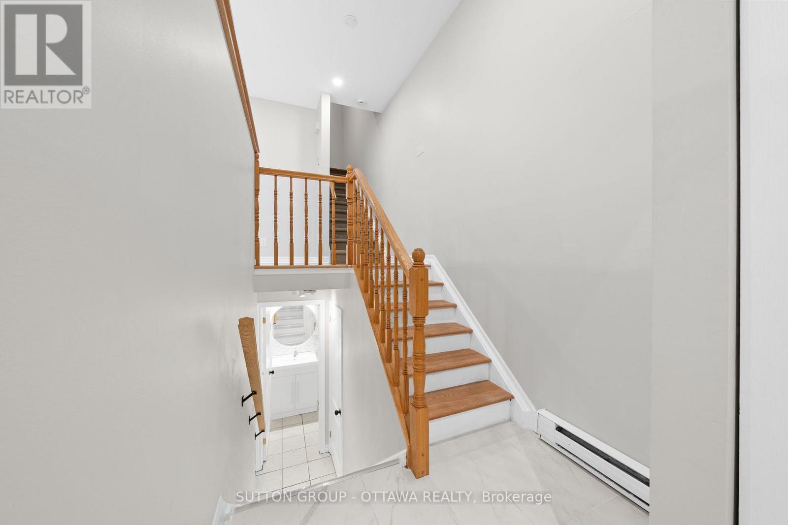 B - 3 Banner Road, Ottawa, Ontario  K2H 8T3 - Photo 7 - X12552038