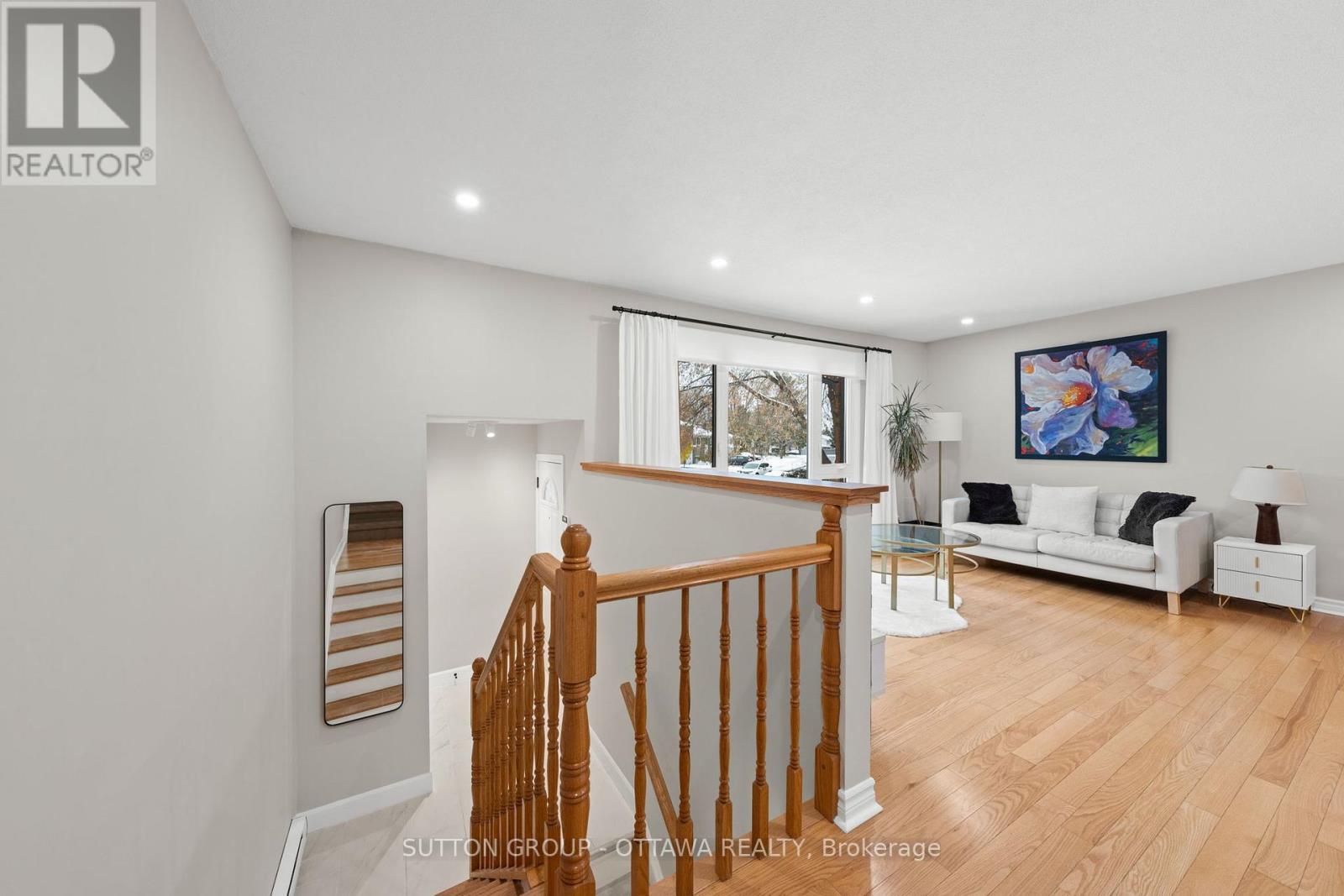 B - 3 Banner Road, Ottawa, Ontario  K2H 8T3 - Photo 8 - X12552038