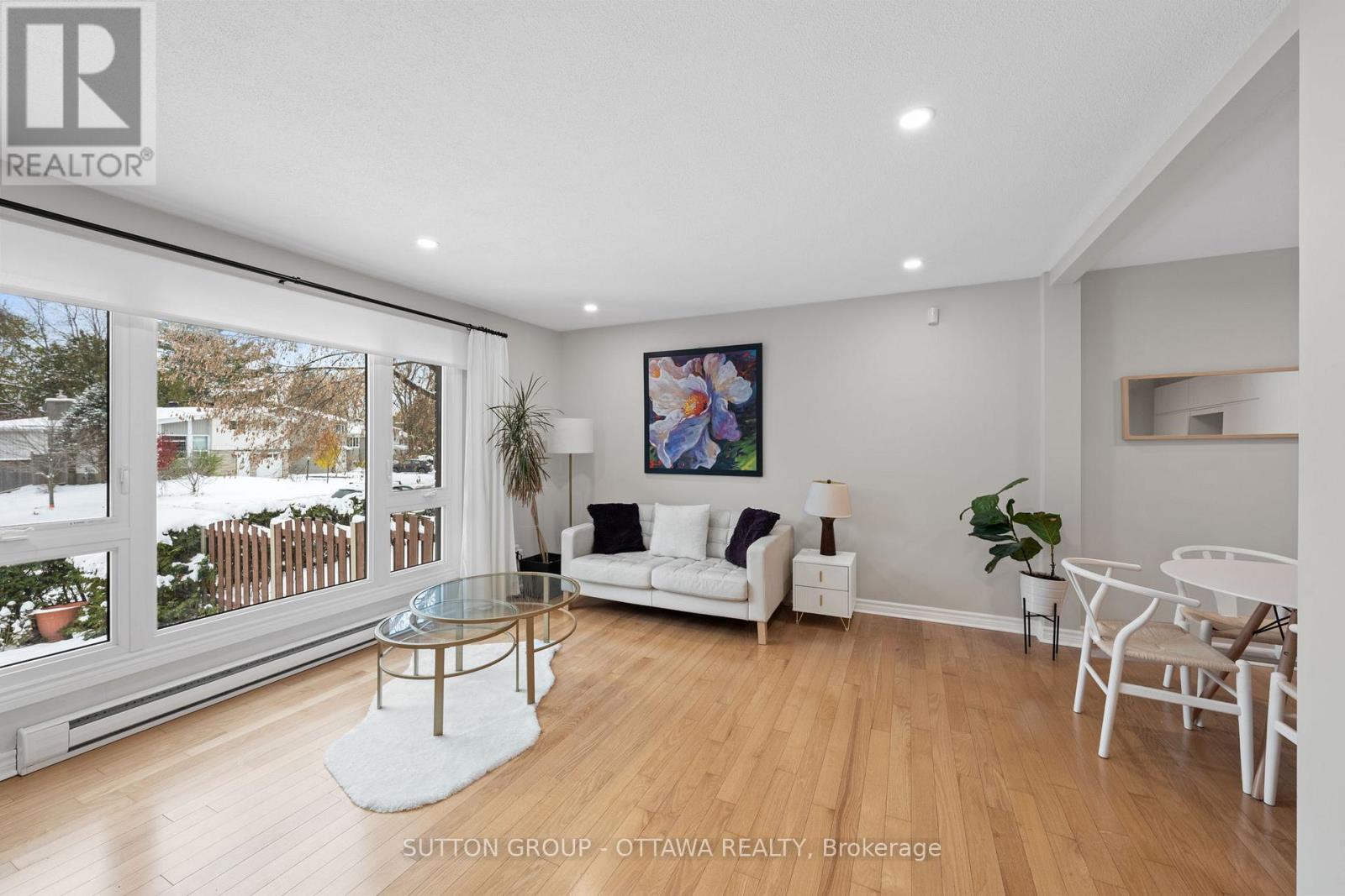 B - 3 Banner Road, Ottawa, Ontario  K2H 8T3 - Photo 9 - X12552038