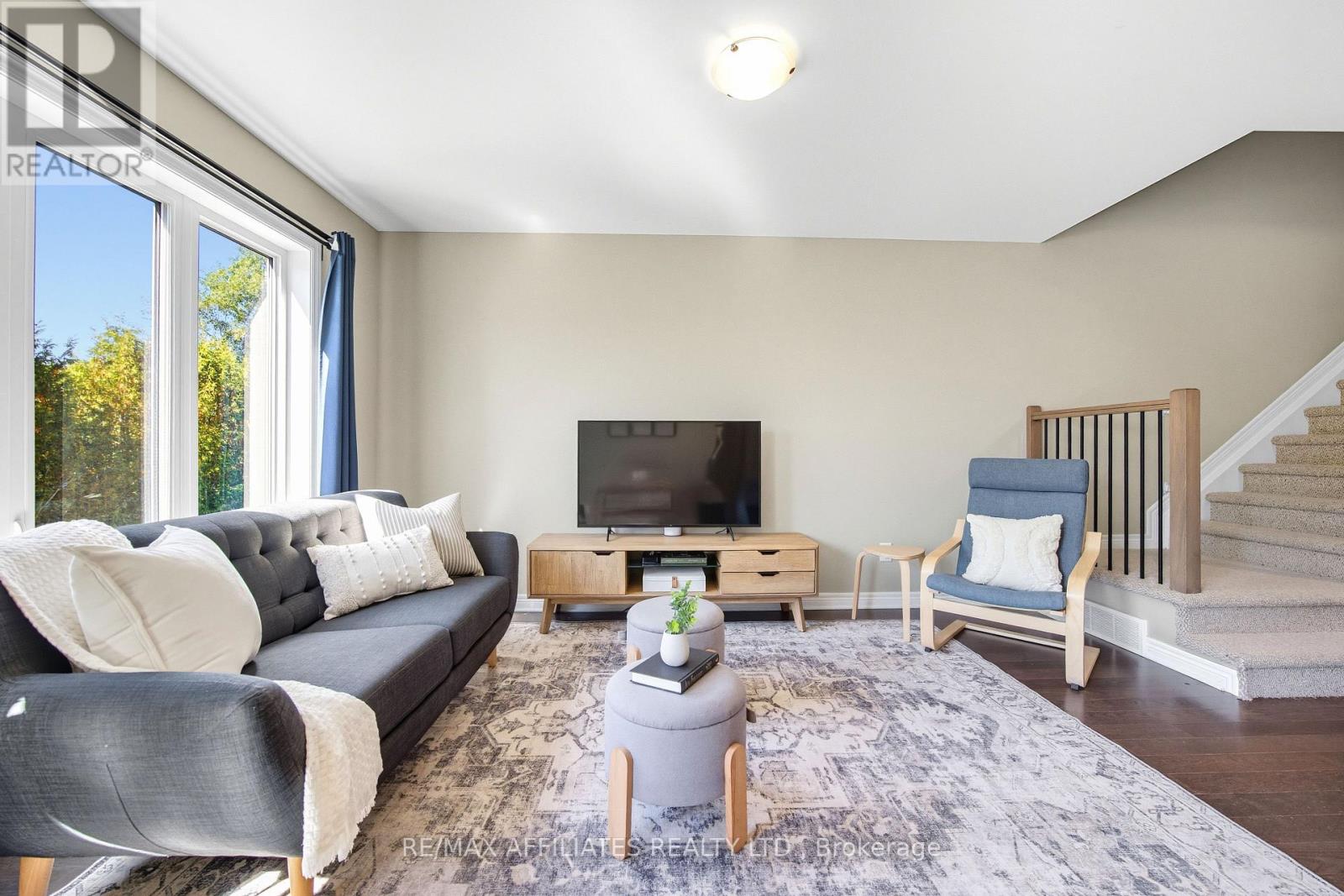 32 Code Crescent, Carleton Place, Ontario  K7C 4J7 - Photo 10 - X12552086