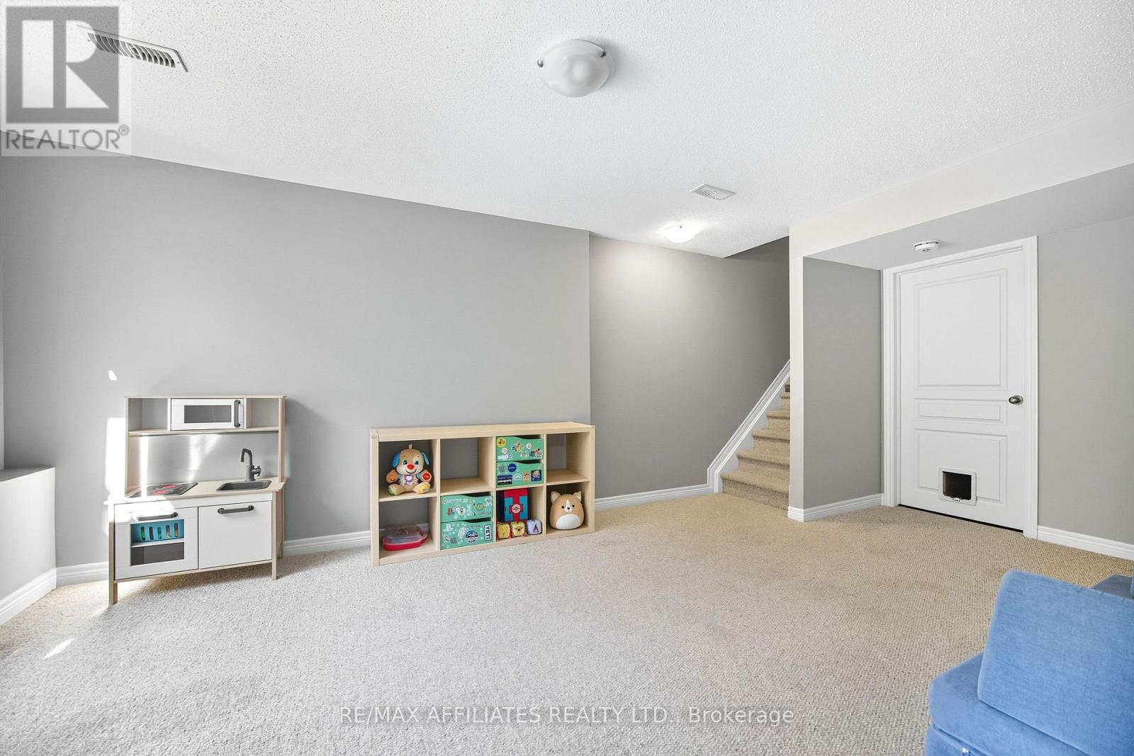 32 Code Crescent, Carleton Place, Ontario  K7C 4J7 - Photo 19 - X12552086