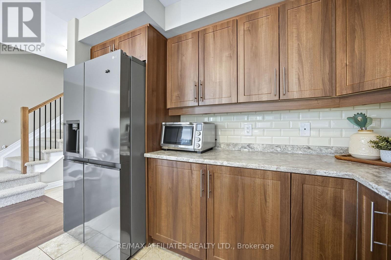 32 Code Crescent, Carleton Place, Ontario  K7C 4J7 - Photo 4 - X12552086