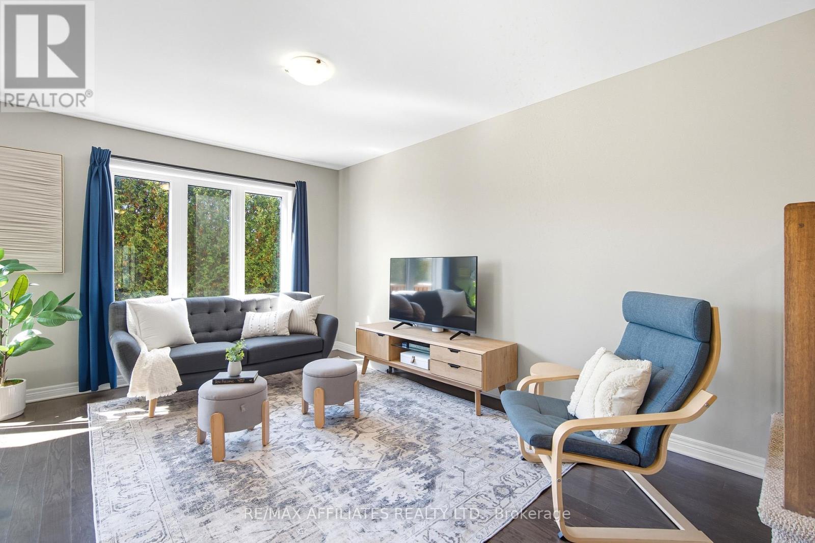 32 Code Crescent, Carleton Place, Ontario  K7C 4J7 - Photo 9 - X12552086