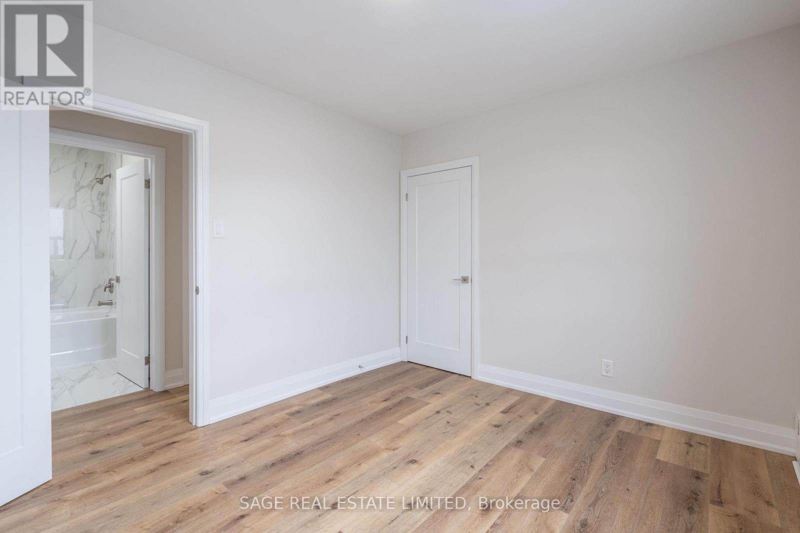 1 - 366 Royal York Road, Toronto, Ontario  M8Y 2R2 - Photo 9 - W12551810