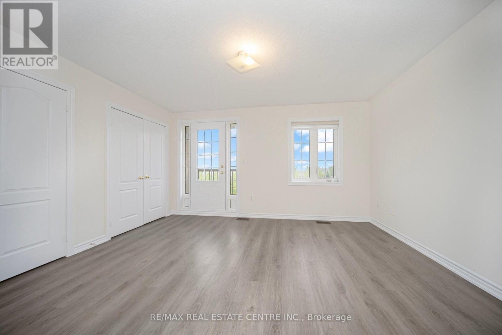 26 Miami Grove, Brampton, Ontario  L6Z 0H6 - Photo 31 - W12551814