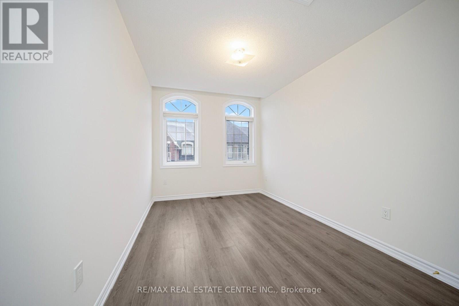 26 Miami Grove, Brampton, Ontario  L6Z 0H6 - Photo 43 - W12551814