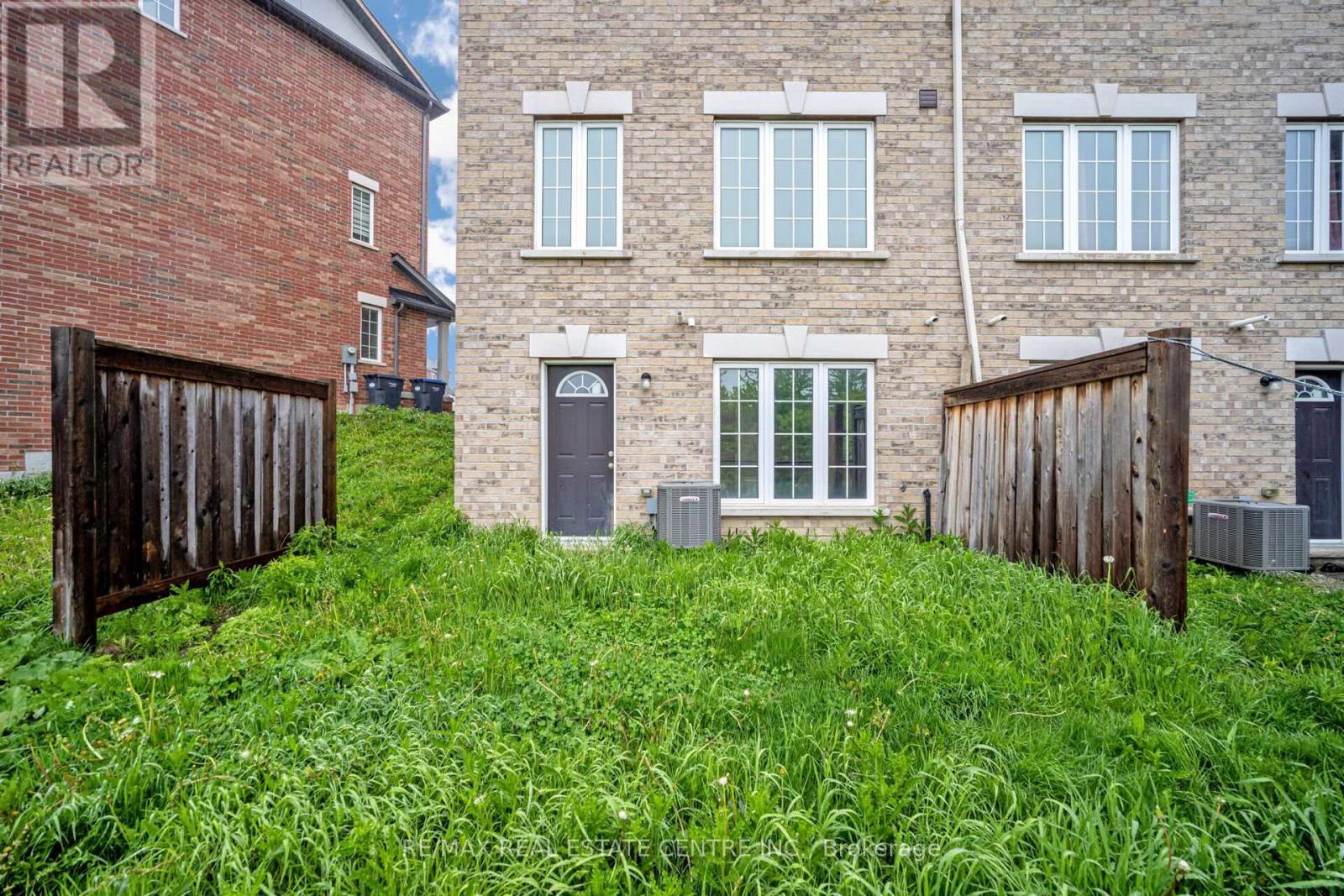 26 Miami Grove, Brampton, Ontario  L6Z 0H6 - Photo 48 - W12551814