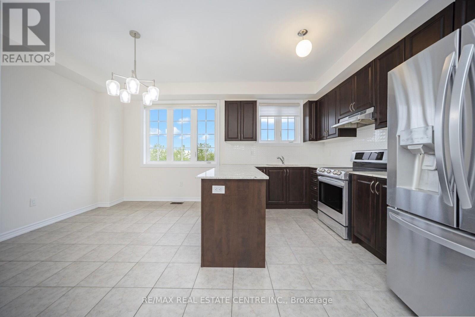 26 Miami Grove, Brampton, Ontario  L6Z 0H6 - Photo 15 - W12551874