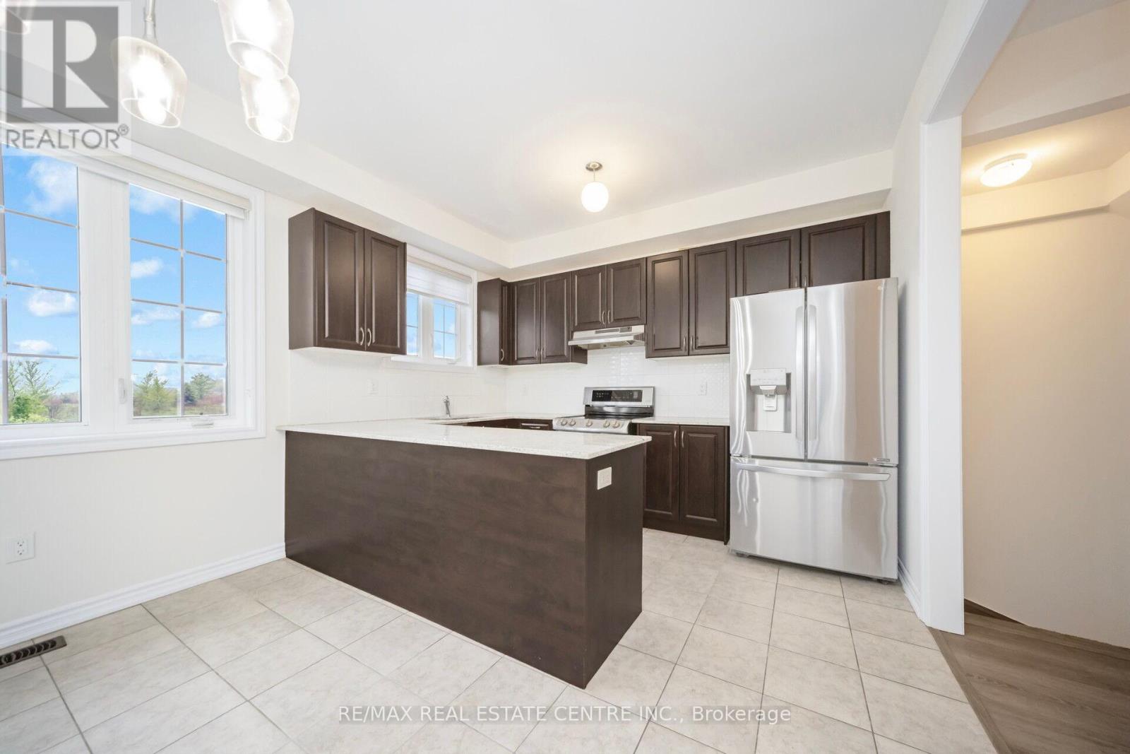 26 Miami Grove, Brampton, Ontario  L6Z 0H6 - Photo 16 - W12551874