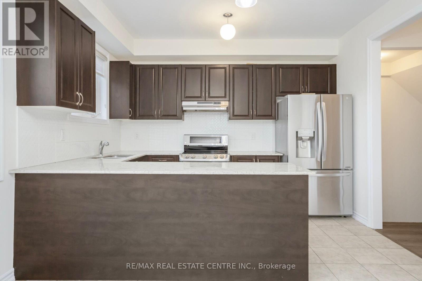 26 Miami Grove, Brampton, Ontario  L6Z 0H6 - Photo 18 - W12551874