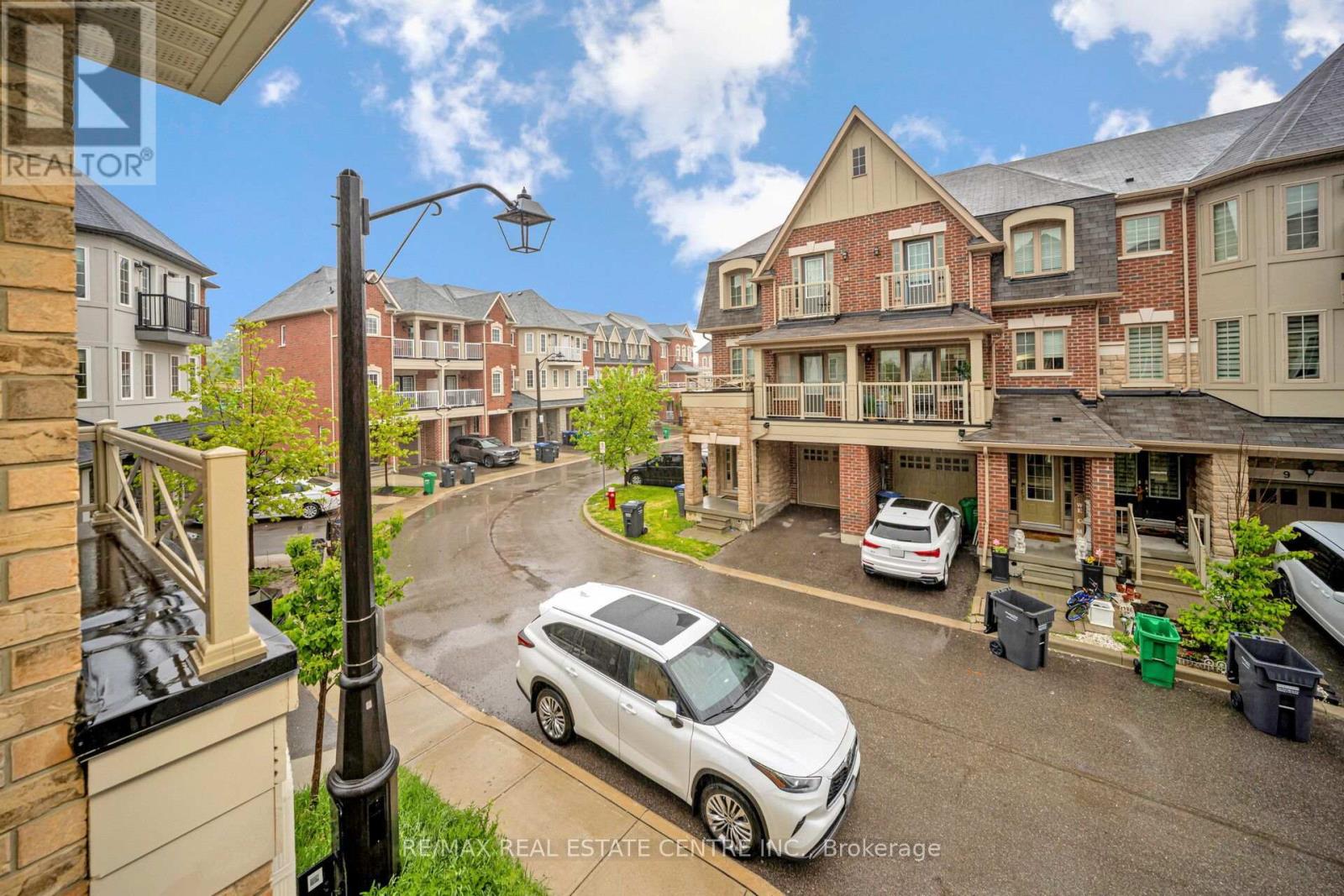 26 Miami Grove, Brampton, Ontario  L6Z 0H6 - Photo 31 - W12551874