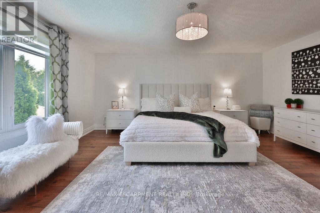 5551 River Grove Avenue, Mississauga, Ontario  L5M 3T6 - Photo 26 - W12551900