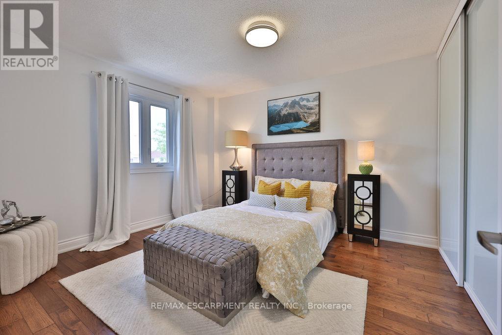 5551 River Grove Avenue, Mississauga, Ontario  L5M 3T6 - Photo 30 - W12551900