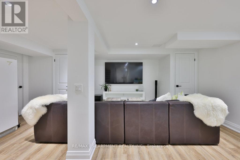 5551 River Grove Avenue, Mississauga, Ontario  L5M 3T6 - Photo 32 - W12551900