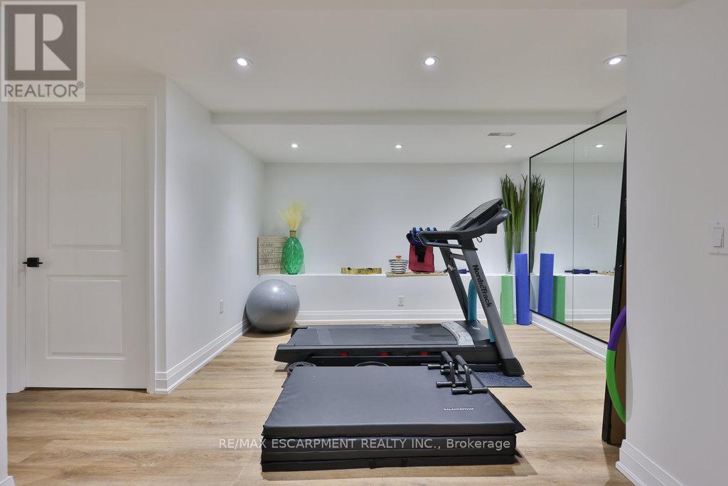 5551 River Grove Avenue, Mississauga, Ontario  L5M 3T6 - Photo 36 - W12551900