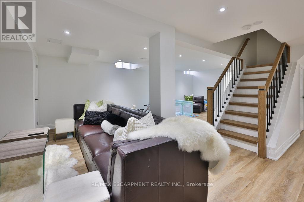 5551 River Grove Avenue, Mississauga, Ontario  L5M 3T6 - Photo 37 - W12551900