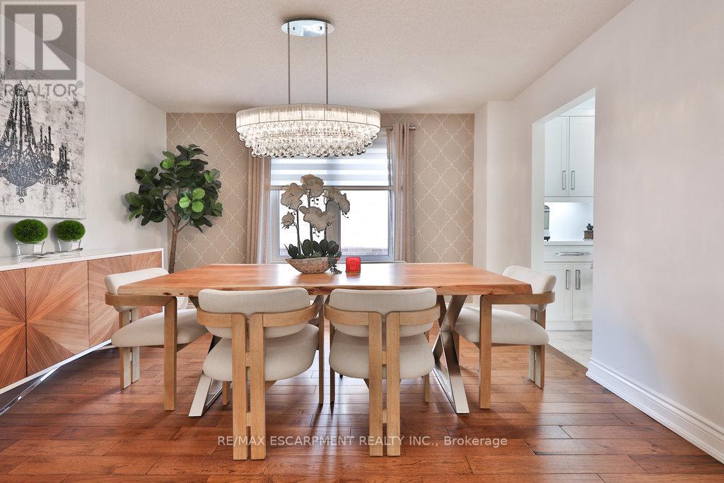 5551 River Grove Avenue, Mississauga, Ontario  L5M 3T6 - Photo 6 - W12551900