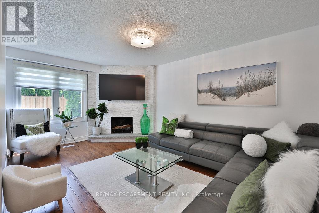 5551 River Grove Avenue, Mississauga, Ontario  L5M 3T6 - Photo 7 - W12551900