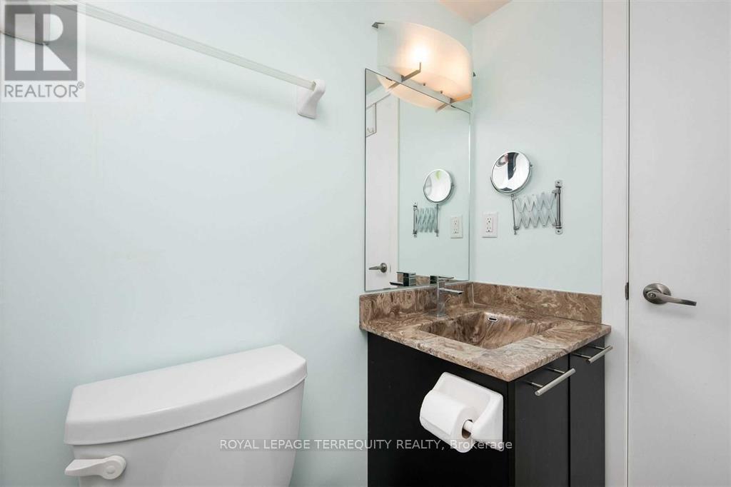 808 - 20 Joe Shuster Way, Toronto, Ontario  M6K 0A3 - Photo 17 - W12551904