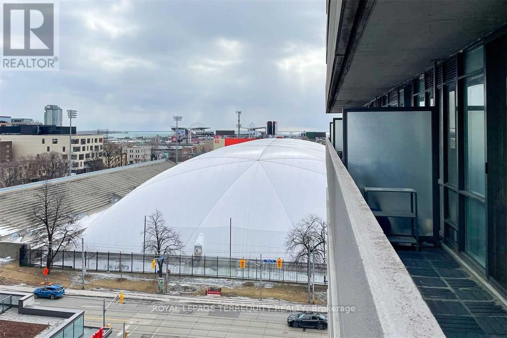 808 - 20 Joe Shuster Way, Toronto, Ontario  M6K 0A3 - Photo 20 - W12551914