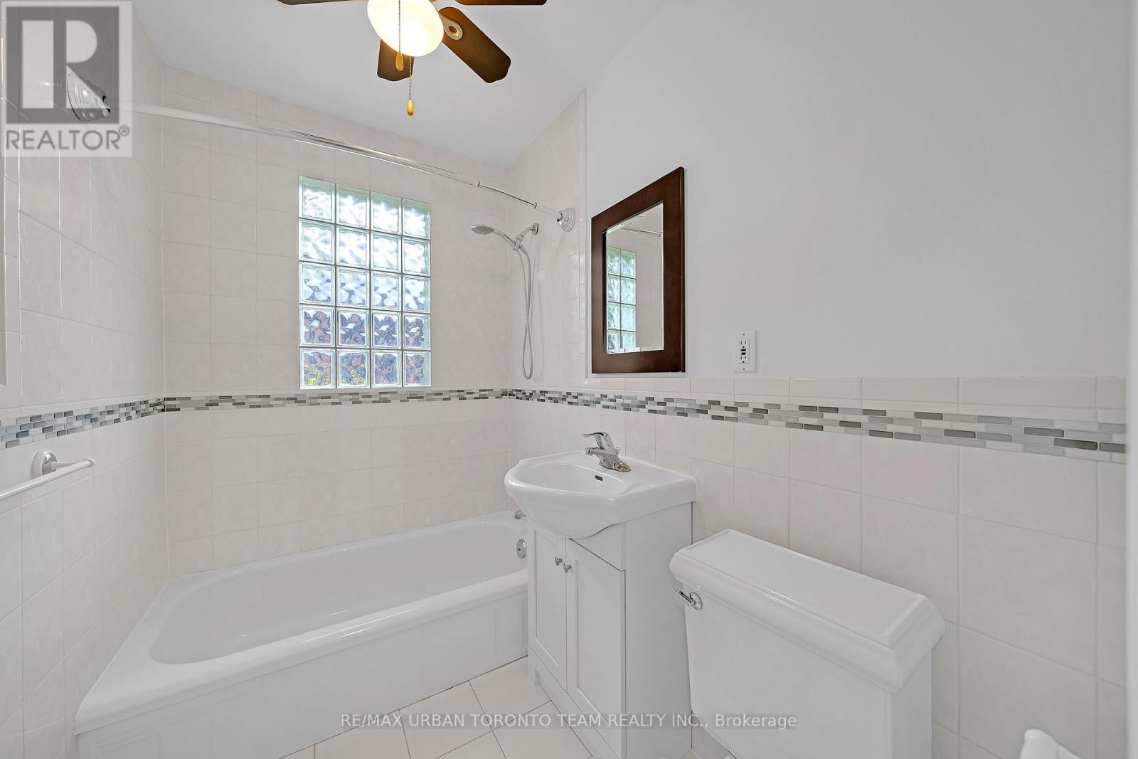 25 Westhead Road, Toronto, Ontario  M8W 4R7 - Photo 13 - W12551936