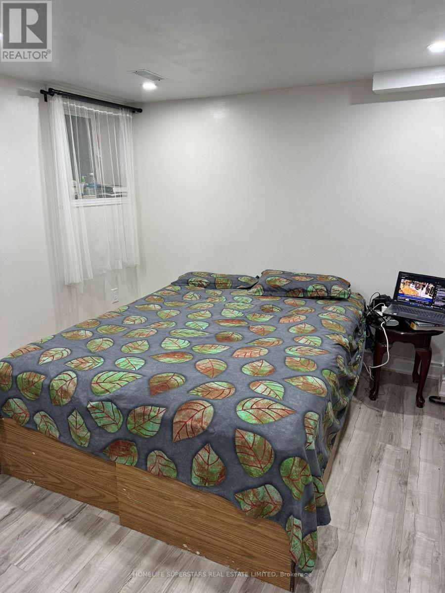 99 Hood Cres Crescent, Brampton, Ontario  L6Y 4S7 - Photo 7 - W12551958