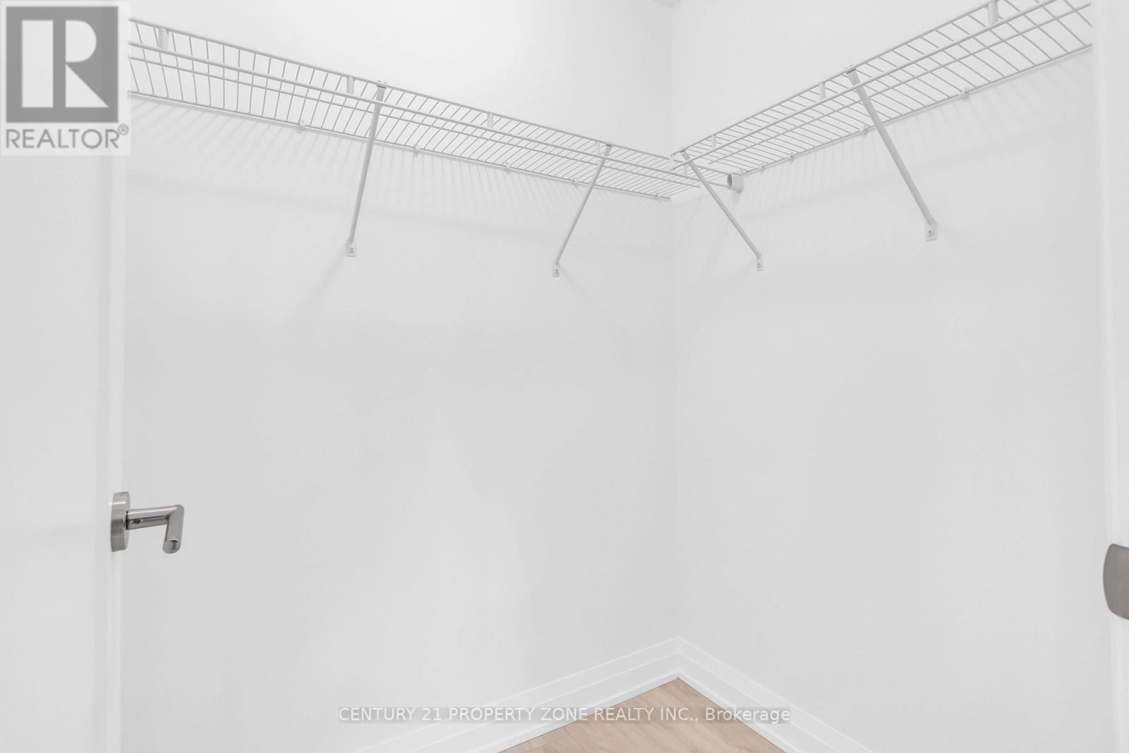 719 - 412 Silver Maple Road, Oakville, Ontario  L6H 7X8 - Photo 12 - W12551960