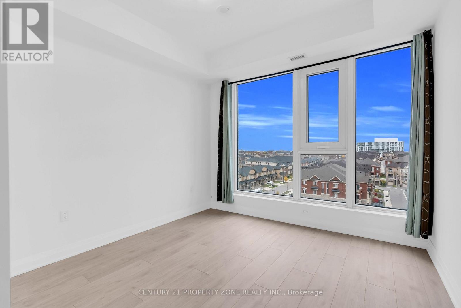 719 - 412 Silver Maple Road, Oakville, Ontario  L6H 7X8 - Photo 13 - W12551960