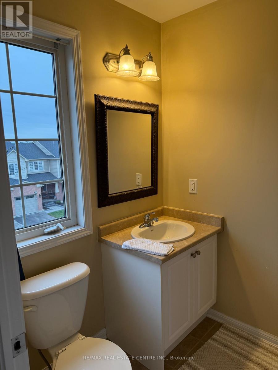 595 Speyer Circle, Milton, Ontario  L9T 0Y5 - Photo 13 - W12551966