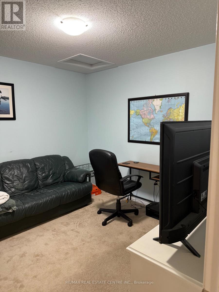 595 Speyer Circle, Milton, Ontario  L9T 0Y5 - Photo 16 - W12551966