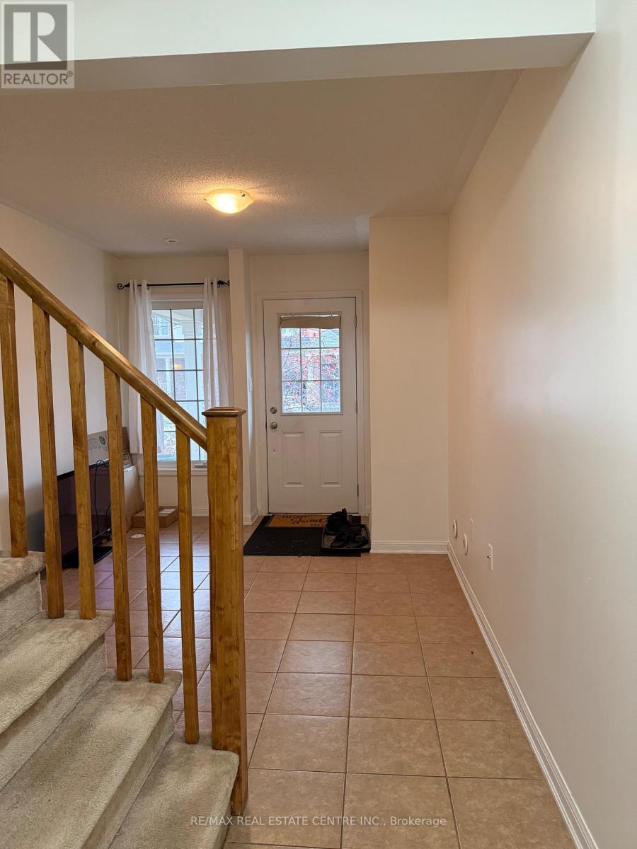 595 Speyer Circle, Milton, Ontario  L9T 0Y5 - Photo 4 - W12551966