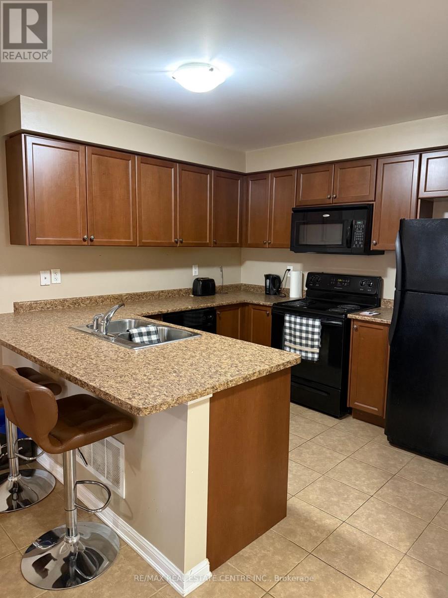 595 Speyer Circle, Milton, Ontario  L9T 0Y5 - Photo 5 - W12551966