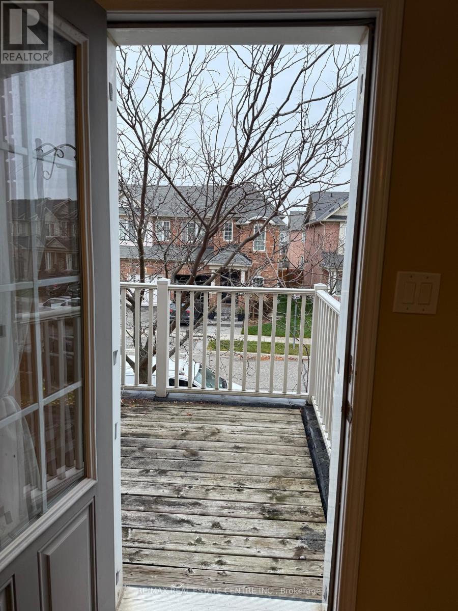 595 Speyer Circle, Milton, Ontario  L9T 0Y5 - Photo 7 - W12551966