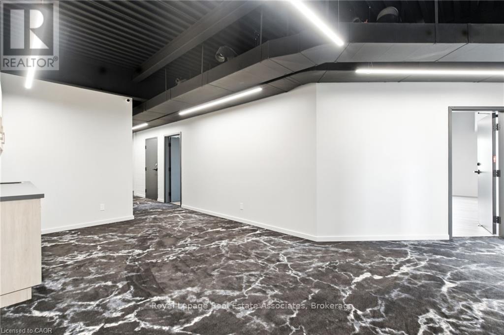 202 - 1232 Northside Road, Burlington, Ontario  L7M 1H6 - Photo 4 - W12551968