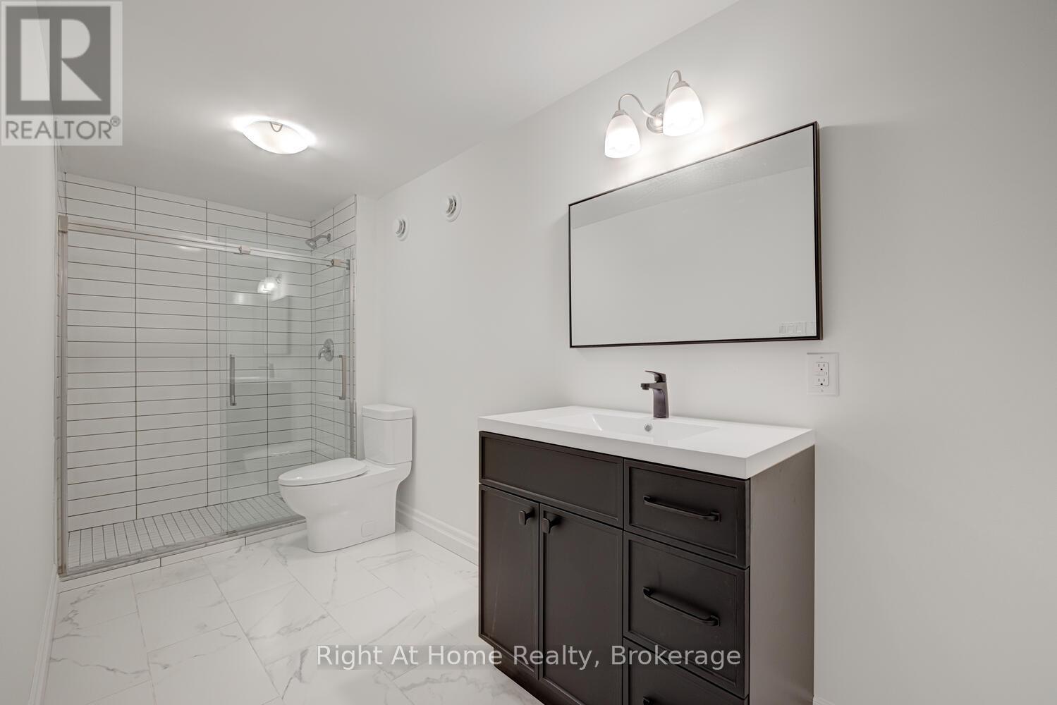 1038 Trailsway Avenue, London South, Ontario N6K 0J2 - Photo 22 - X12552006