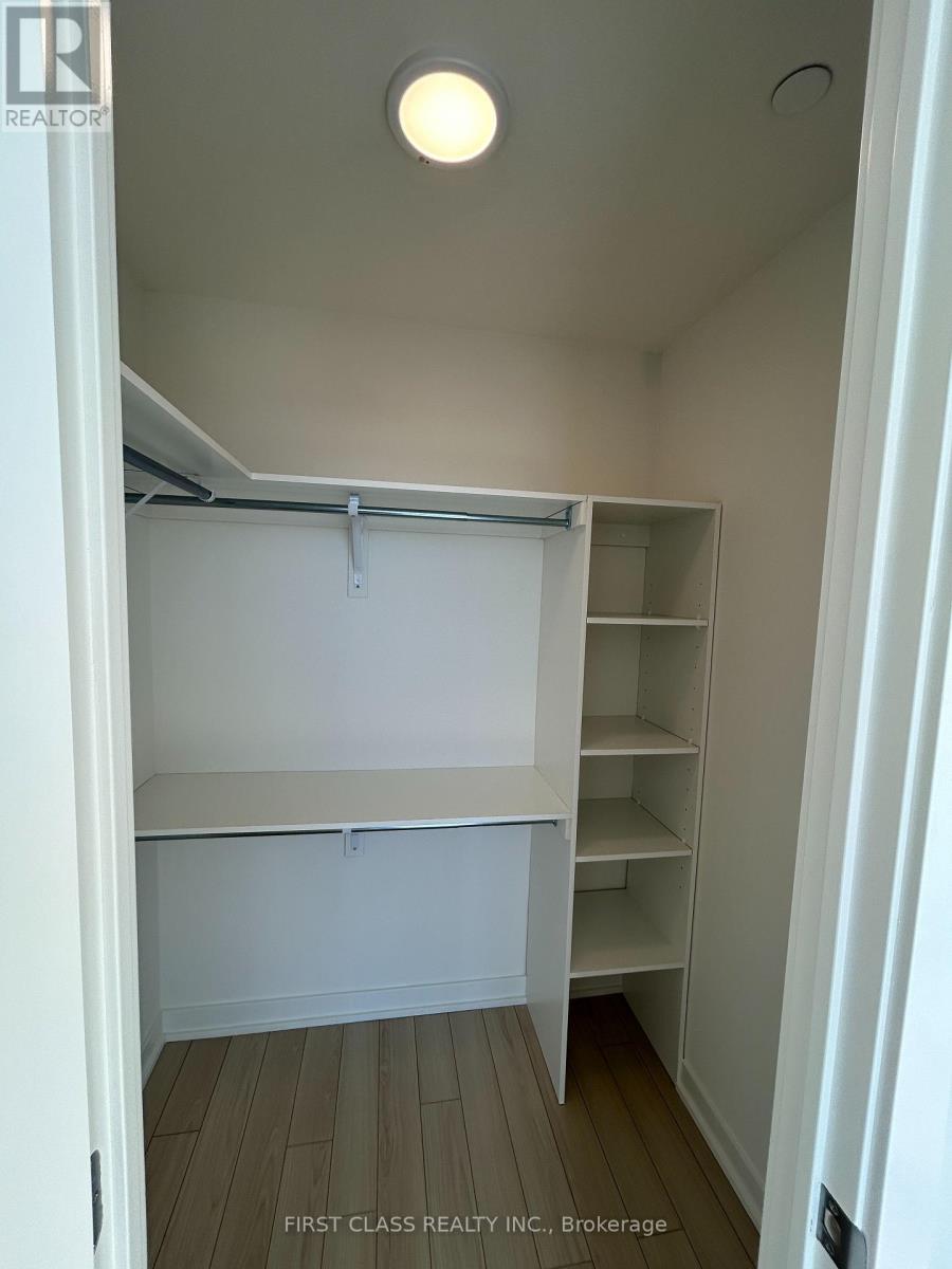 1207 - 3071 Trafalgar Road, Oakville, Ontario L6H 8C6 - Photo 25 - W12549818