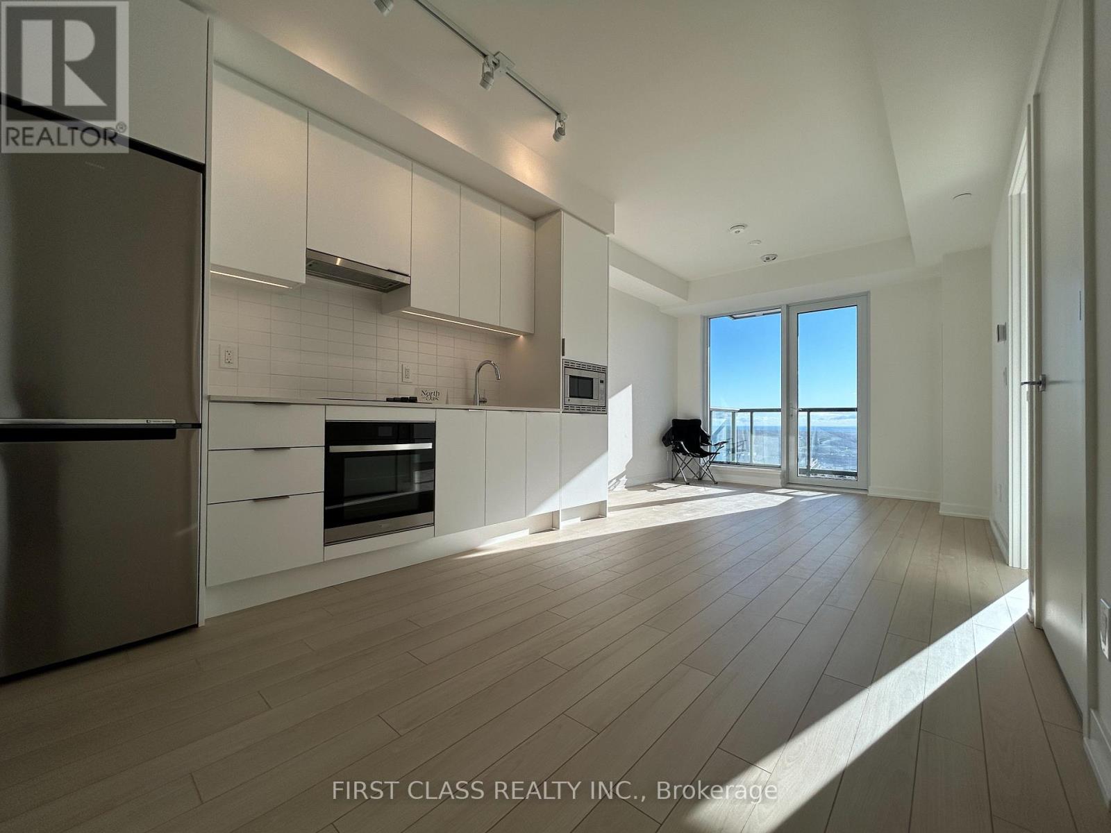 1207 - 3071 Trafalgar Road, Oakville, Ontario L6H 8C6 - Photo 10 - W12549818