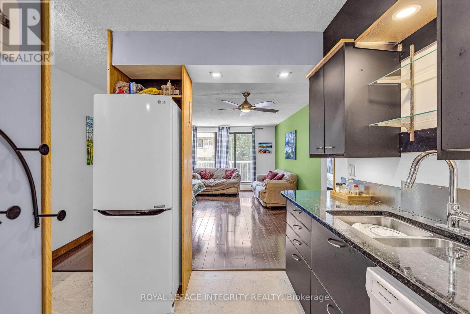 207 - 1180 Ohio Street, Ottawa, Ontario K1H 8N5 - Photo 4 - X12461830