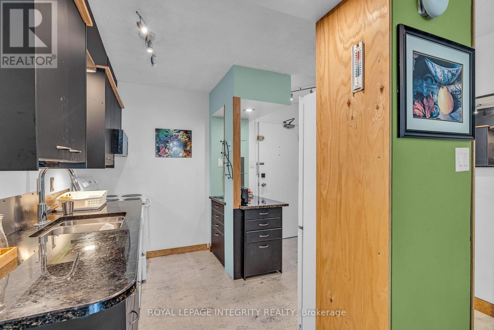 207 - 1180 Ohio Street, Ottawa, Ontario K1H 8N5 - Photo 5 - X12461830