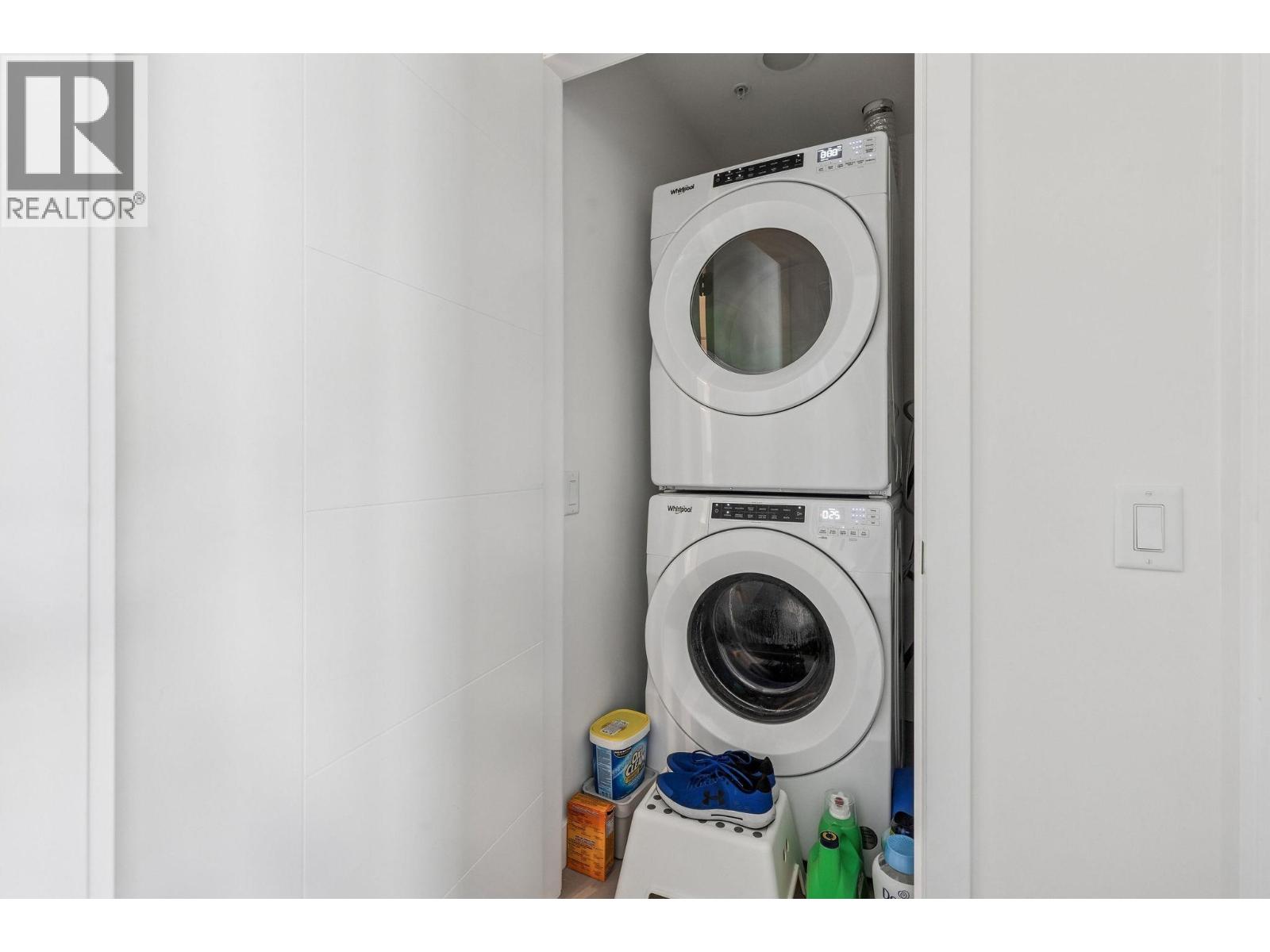 266 2035 Glenaire Drive, North Vancouver, British Columbia  V7P 1Y2 - Photo 21 - R3067839