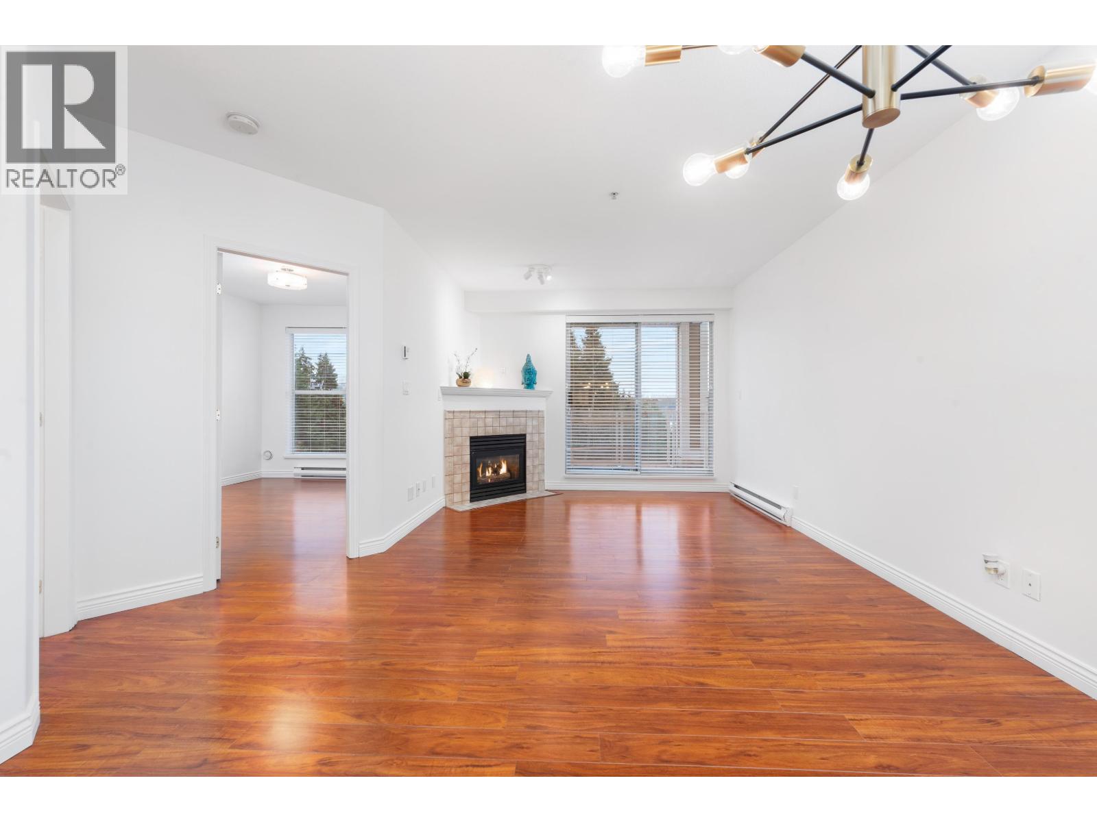 217 3629 Deercrest Drive, North Vancouver, British Columbia  V7G 2S9 - Photo 6 - R3067848