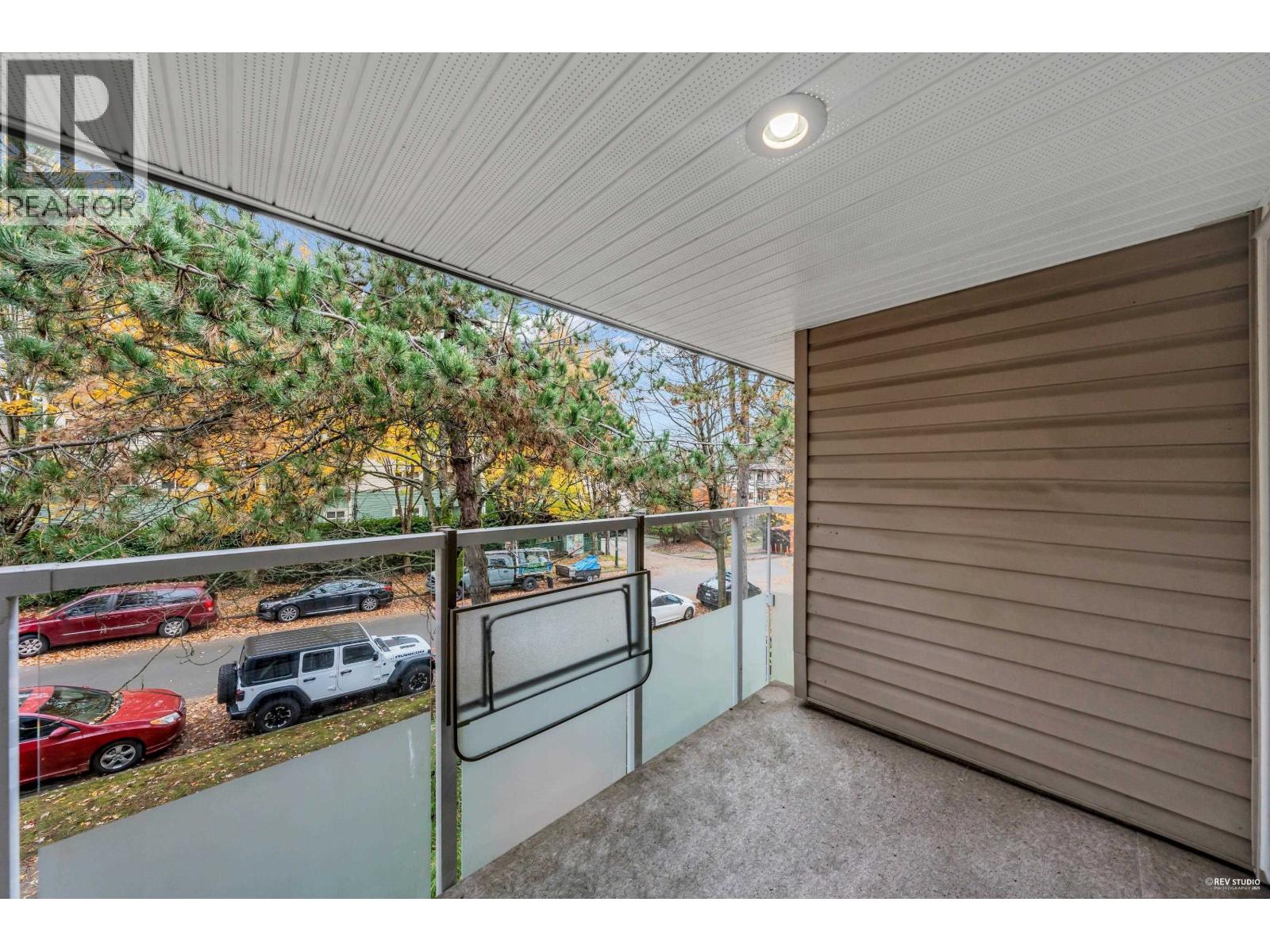 309 825 E 7th Avenue, Vancouver, British Columbia  V5T 1P4 - Photo 3 - R3067849