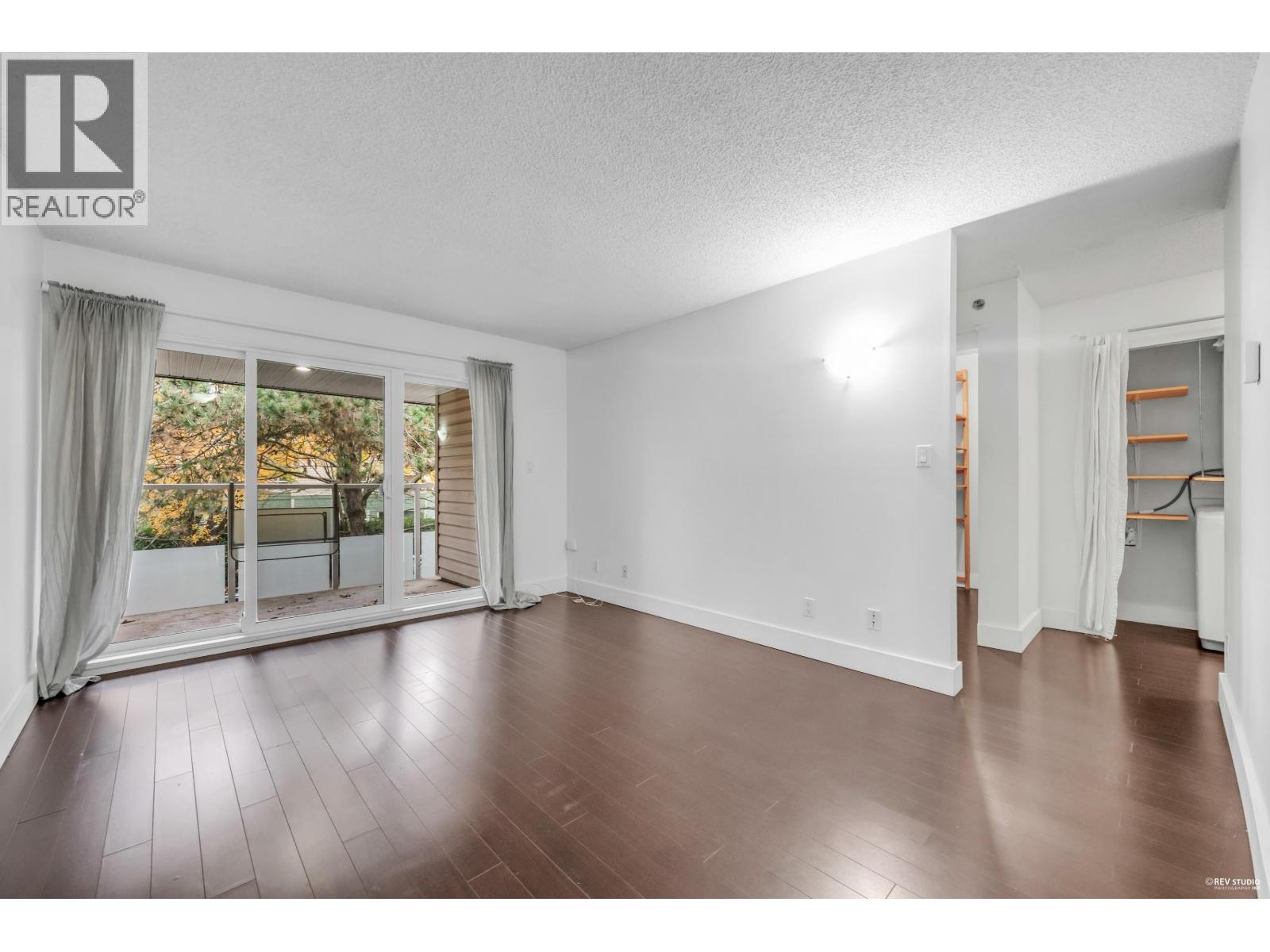 309 825 E 7th Avenue, Vancouver, British Columbia  V5T 1P4 - Photo 4 - R3067849