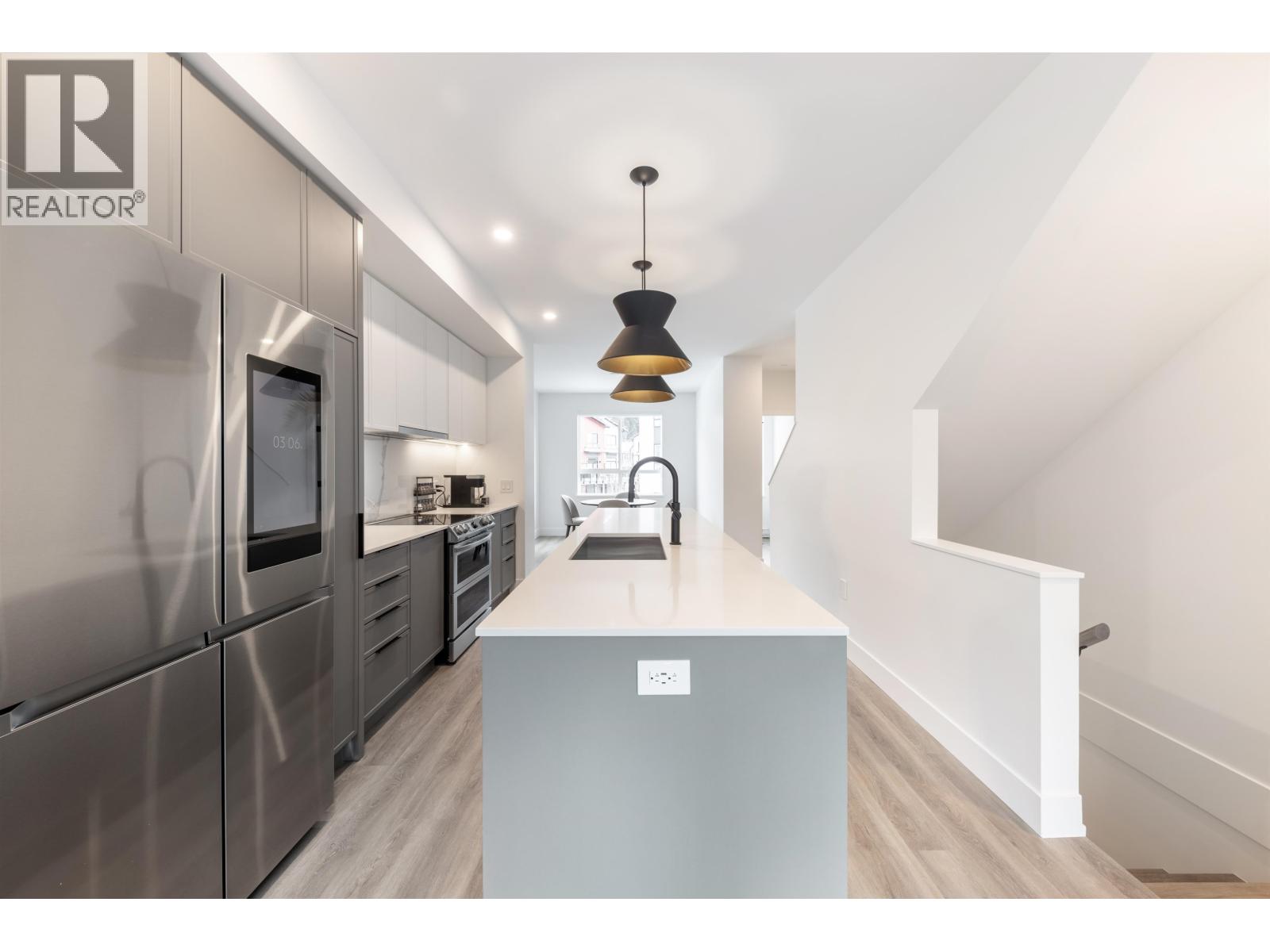 38084 Helm Way, Squamish, British Columbia  V8B 1E6 - Photo 8 - R3067876