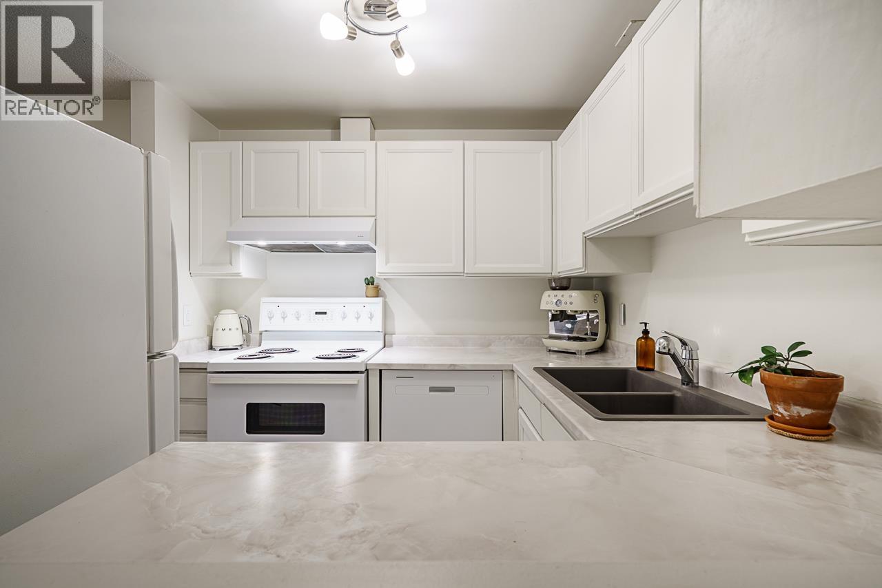 302 936 Bute Street, Vancouver, British Columbia  V6E 1Y8 - Photo 15 - R3067882