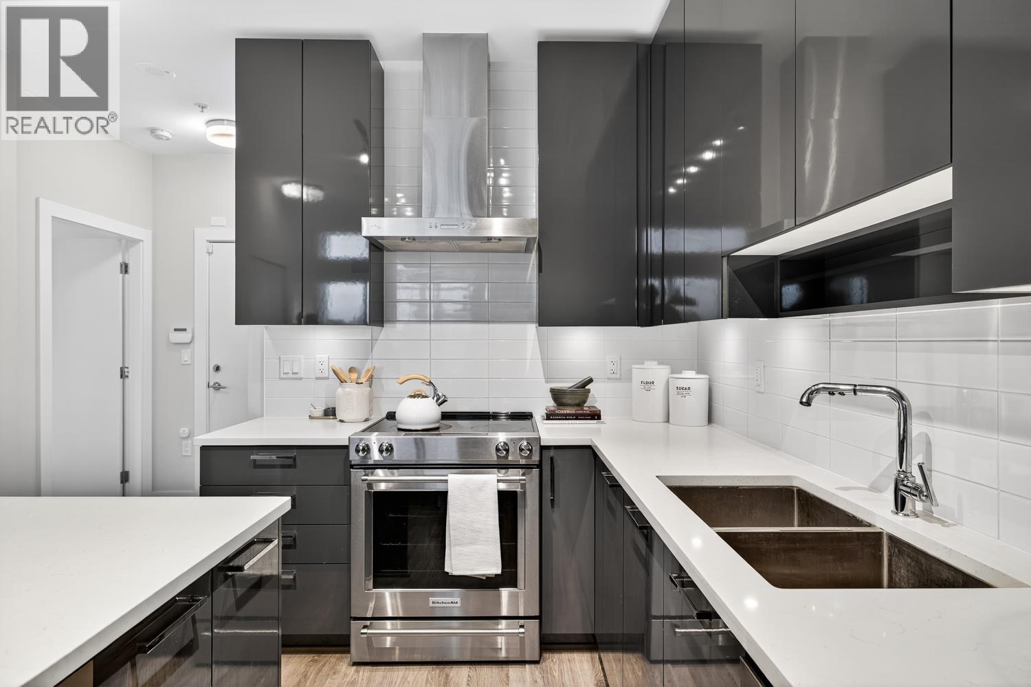 408 1728 Gilmore Avenue, Burnaby, British Columbia  V5C 0L3 - Photo 5 - R3067888