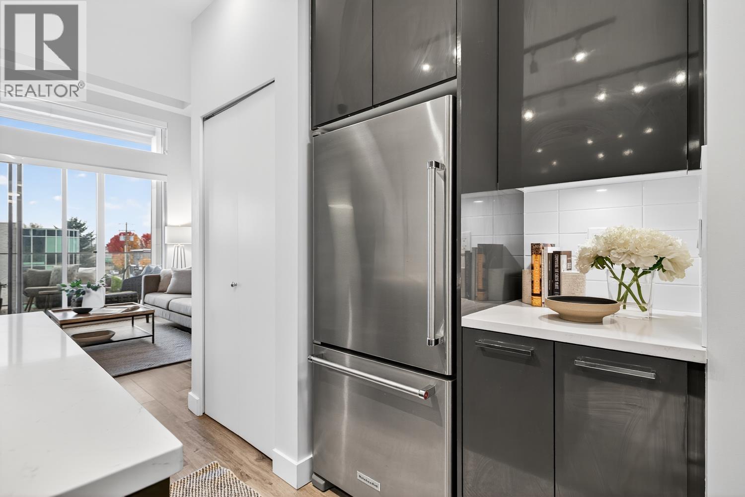 408 1728 Gilmore Avenue, Burnaby, British Columbia  V5C 0L3 - Photo 7 - R3067888