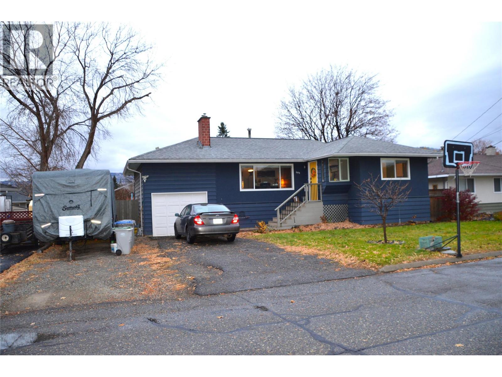 609 Regina Avenue, Kamloops, British Columbia  V2B 1N6 - Photo 2 - 10369457