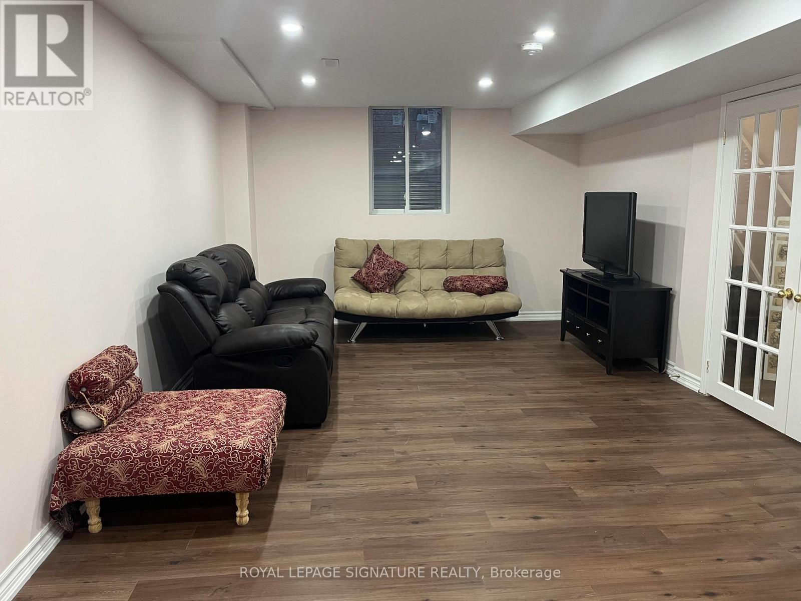 Bsmt - 2304 Bankside Drive, Mississauga, Ontario L5M 6E1 - Photo 12 - W12540398